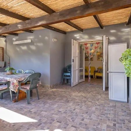 Holiday home Casa A 2 Passi Dalla *